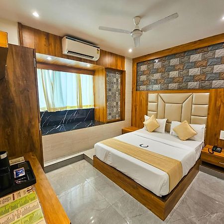 Hotel Bkc Prime - Near Us Consulate Мумбаи Экстерьер фото