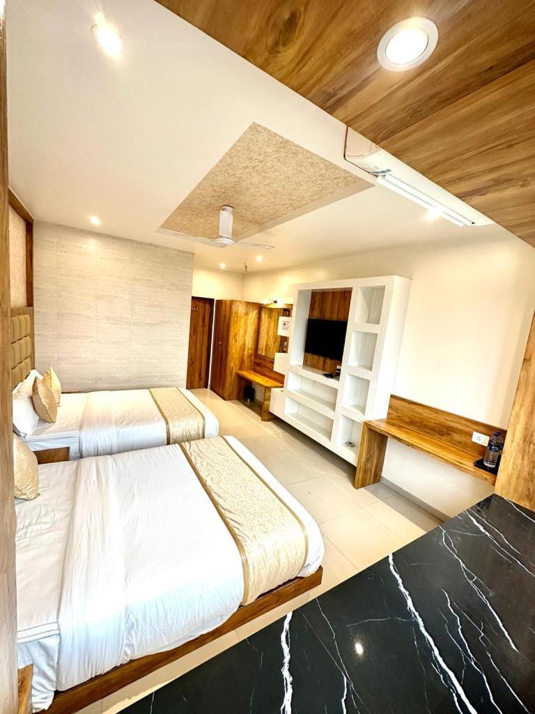 Hotel Bkc Prime - Near Us Consulate Мумбаи Экстерьер фото