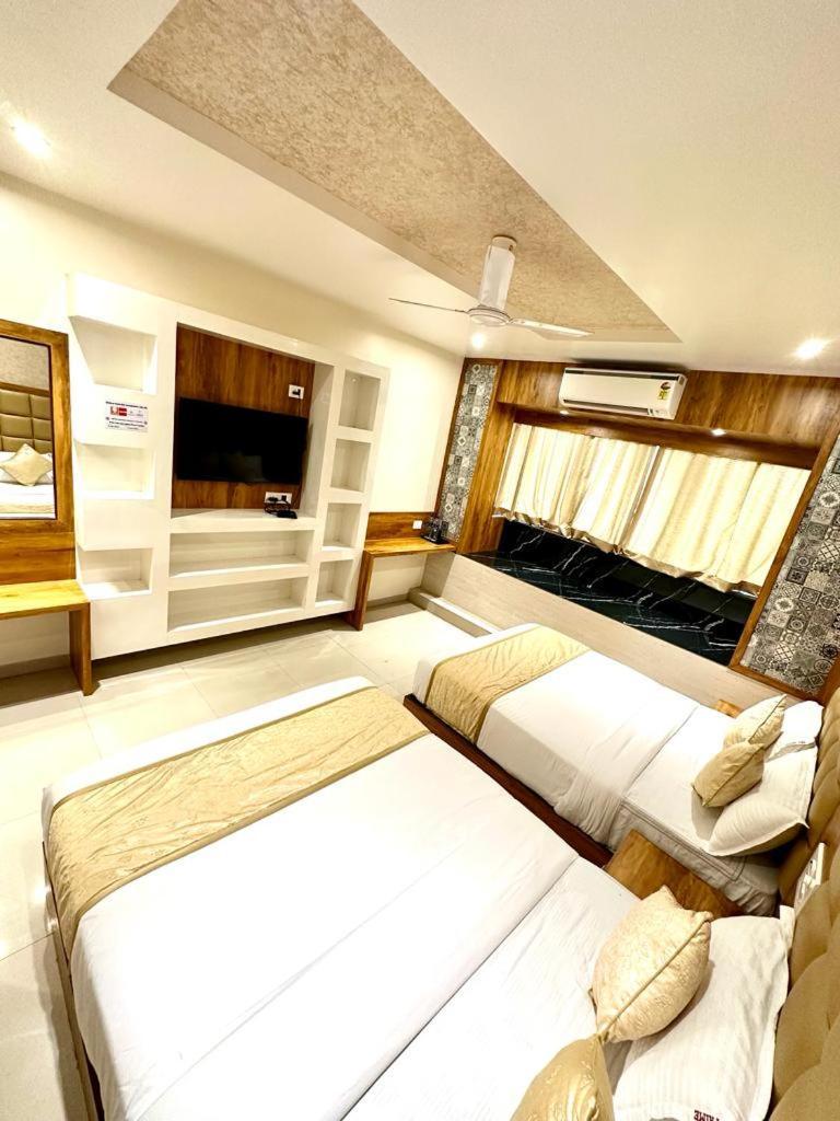 Hotel Bkc Prime - Near Us Consulate Мумбаи Экстерьер фото